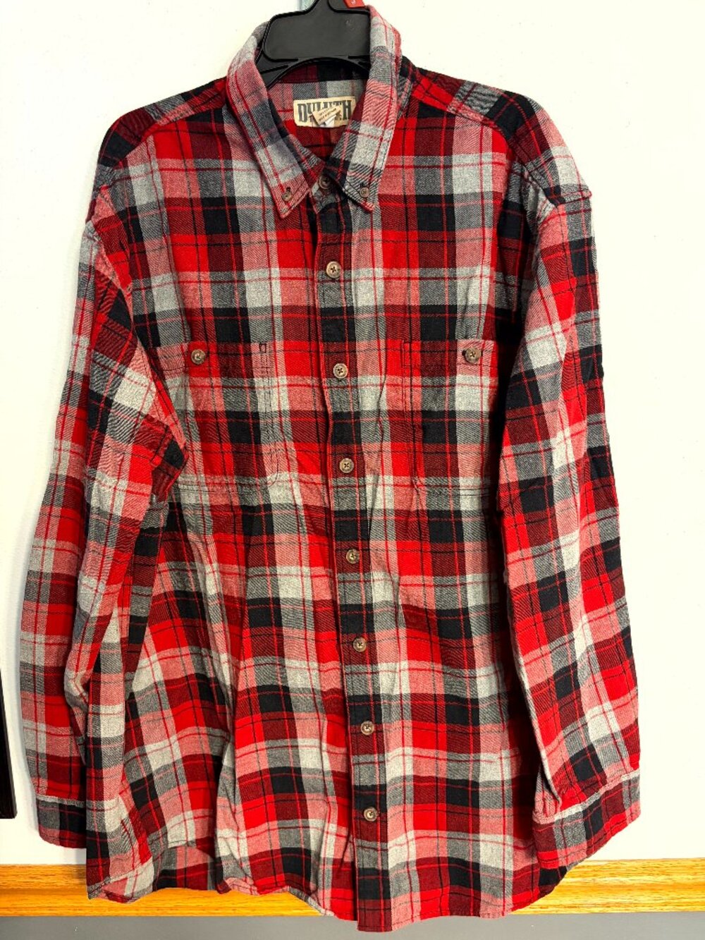 Duluth Trading Co Mens XL Tall Red Plaid Flannel Button Down Shirt 100% Cotton